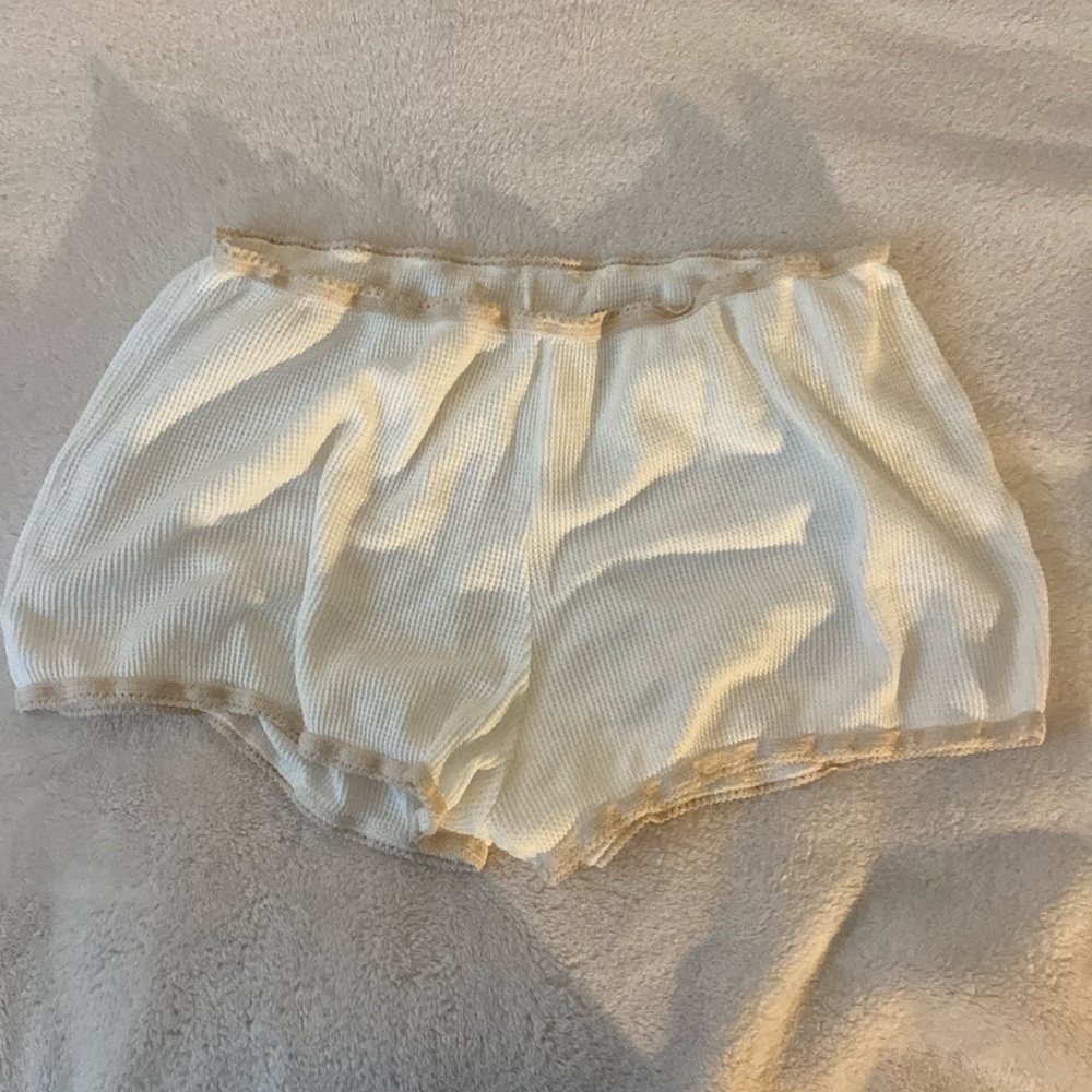 Brandy Melville shorts